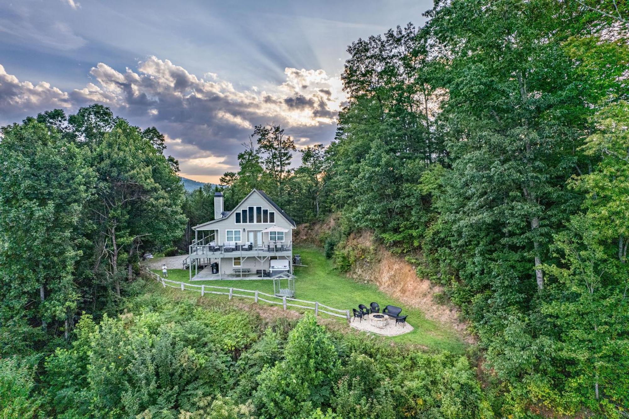 Stunning Mtn. Views! 4Br With All The Amenities! - Vista Vibes- Bryson City Exteriör bild